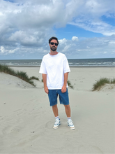 Afbeelding in Gallery-weergave laden, White/Blue Manifestation Heavyweight Boxy Statement Tee (made in NL 🇳🇱)