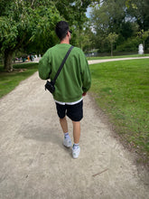 Afbeelding in Gallery-weergave laden, Manifestation Rainforest Green Sweatshirt (made in 🇳🇱)