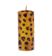 Afbeelding in Gallery-weergave laden, Large Leopard Print Pillar Candle

