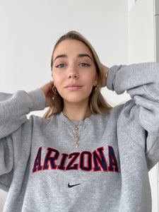 Grey 00's Nike Arizona Vintage sweatshirt size L